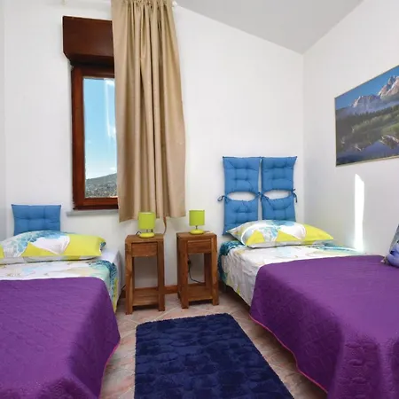 Stunning In Kastel Novi With House Sea View Holiday home *