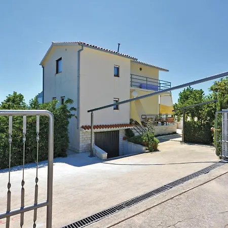 Cozy In Kastel Novi *